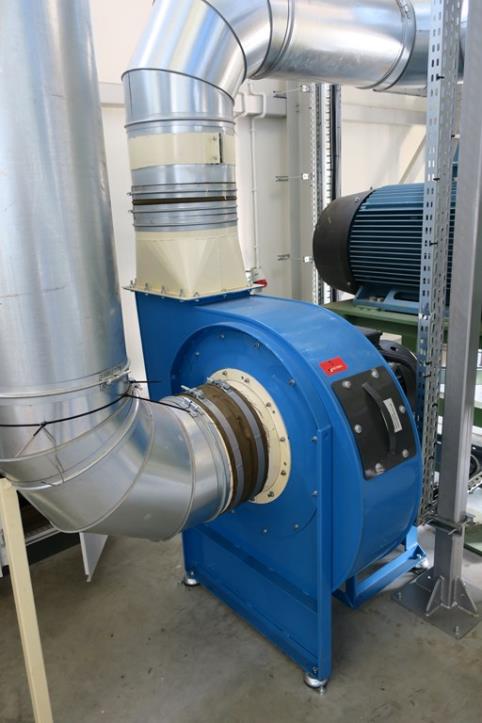 Machines from the biofuel production plant<br>
-1